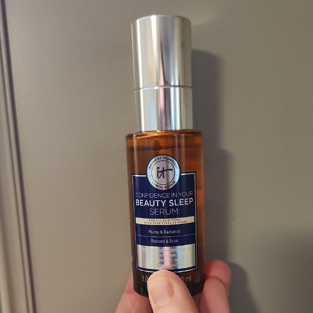 IT Cosmetics Beauty Sleep Serum with Blue and Silver Packaging - Picture 8 of 10
